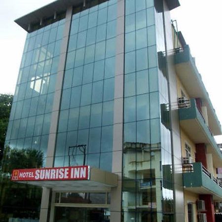 Hotel Sunrise Inn Lucknow Eksteriør billede
