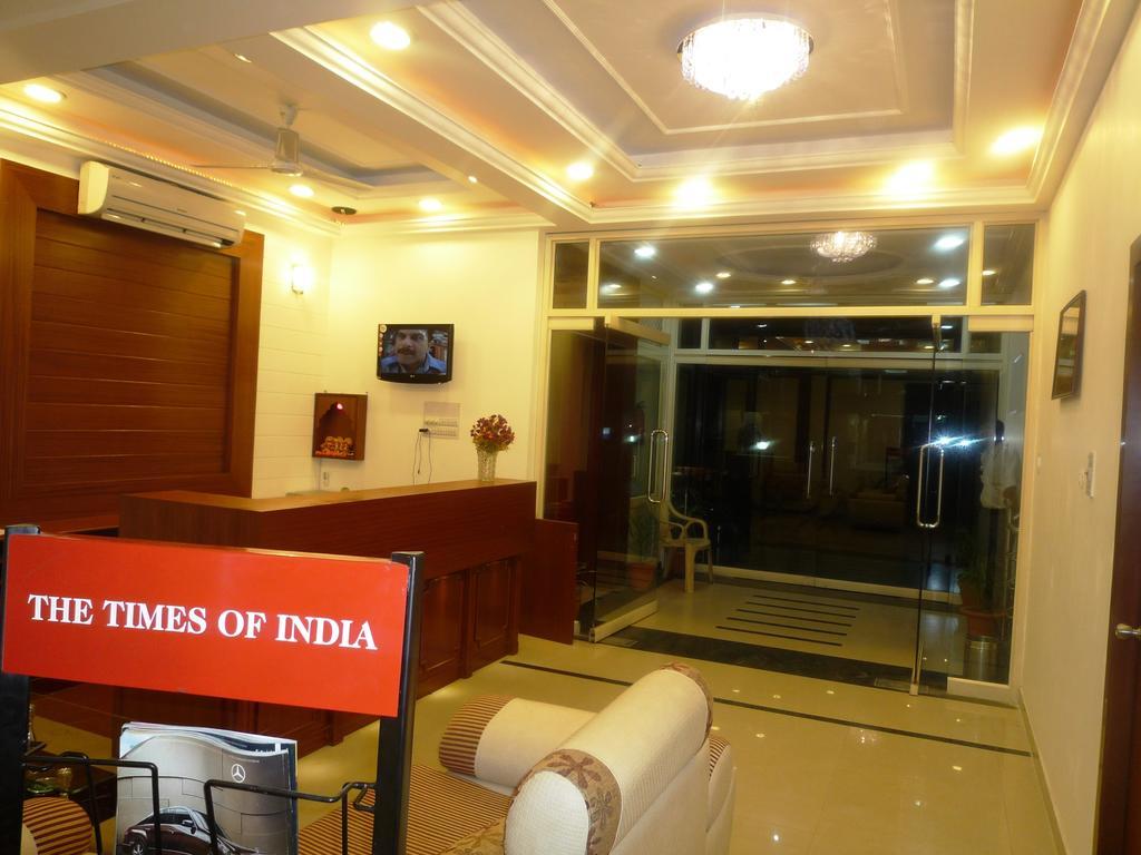 Hotel Sunrise Inn Lucknow Eksteriør billede