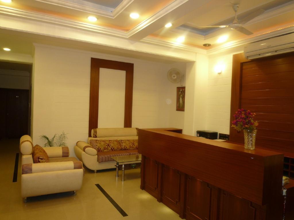 Hotel Sunrise Inn Lucknow Eksteriør billede