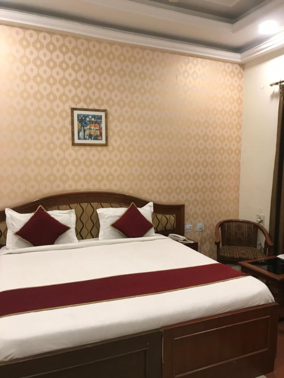 Hotel Sunrise Inn Lucknow Eksteriør billede